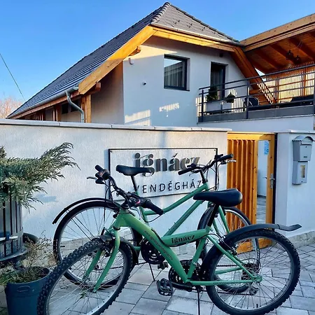 Ignácz 3* Pálosvörösmart