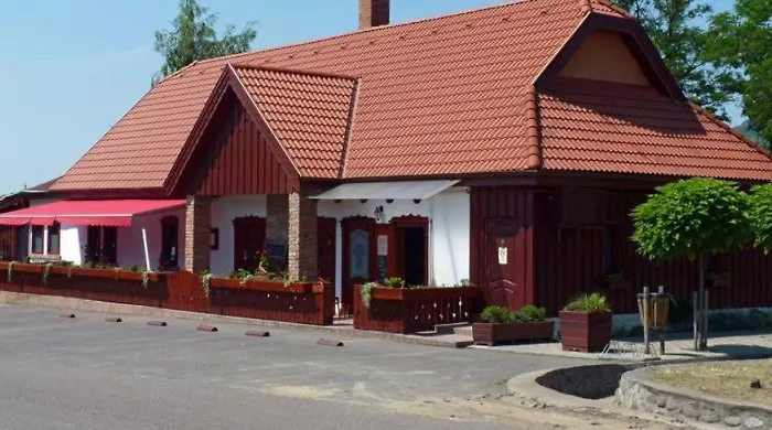 Ignacz Vendeghaz Pálosvörösmart
